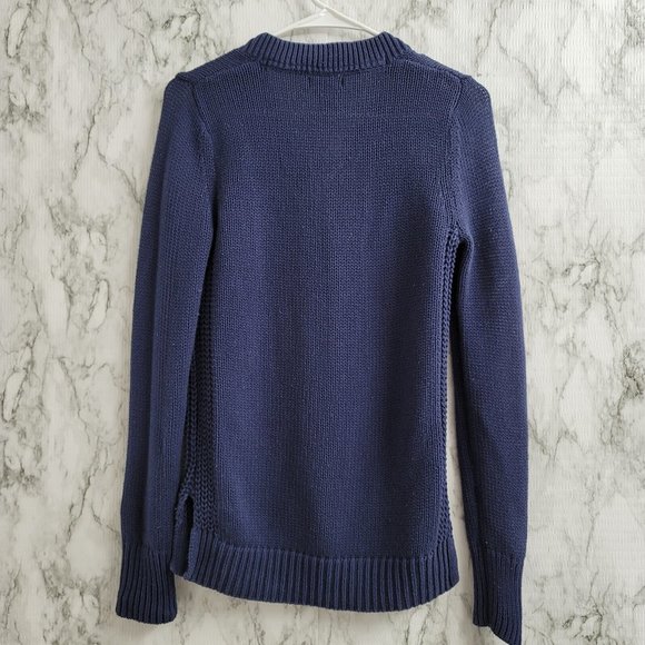 💕 Gap Navy sweater with lace up detail Size XS - Picture 2 of 11